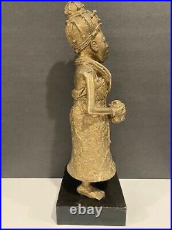Benin Made Bronze Sculpture Of Chief Iyases Wife