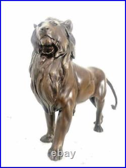 Bronze Animal Figure Bronze Lion Statue with Artist Signature