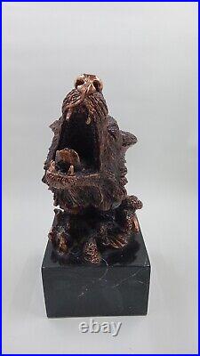 Bronze Sculpture, Hand Made Statue Animal Crying Wolf