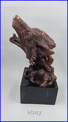 Bronze Sculpture, Hand Made Statue Animal Crying Wolf
