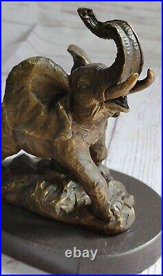 Bronze Sculpture Hand Made Statue Animal Wildlife African Elephants Figure