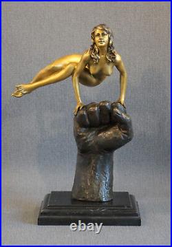Bronze statue decorative figure 32 cm high A nude on hand erotic nude sign. Juno