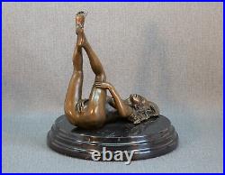 Bronze statue erotic sexual nude decorative figure sign. J. Patoue approx. 20 x 17 cm