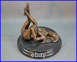 Bronze statue erotic sexual nude decorative figure sign. J. Patoue approx. 20 x 17 cm
