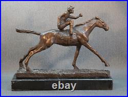 Bronze statue jockey with horse horse racing decorative figure sign. Remington