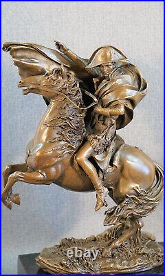 Bronze statue of Napoleon on horseback approx. 31.5 cm sign. Claude Art Decorative Figure