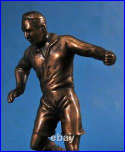 Bronze table statue of Puskás Ferenc (1927-2006) famous Hungarian footballer