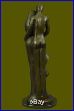 Couple with Newborn Baby Handcrafted Bronze Sculpture Made by Lost Wax Method