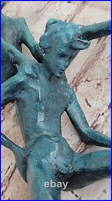 Decorator Hand Made Bronze Art Statue of Playful Kids Jumping Leapfrog