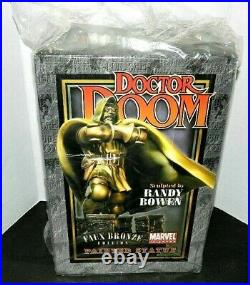Dr Doom Bowen Statue Faux Bronze Gem Only 155/300 Made New Gem Piece Case