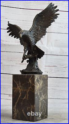 European Made Bronze Fly Arabia Hawk Eagle Bird On Jumper Fish Ruyi Sculpture