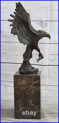 European Made Bronze Fly Arabia Hawk Eagle Bird On Jumper Fish Ruyi Sculpture