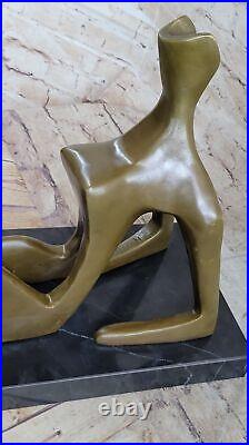 HENRY MOORE / Amazing Bronze Sculpture Signed Hand Made Reclining Figure Statue