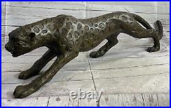 Hand Carve Luxurious Leopard Cheetah Made by Lost Wax Bronze Sculpture Deal NR Hand Carve Luxurious Leopard Cheetah Made by Lost Wax Bronze Sculpture Deal NR