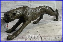 Hand Carve Luxurious Leopard Cheetah Made by Lost Wax Bronze Sculpture Deal NR Hand Carve Luxurious Leopard Cheetah Made by Lost Wax Bronze Sculpture Deal NR