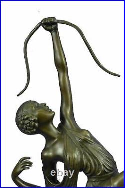 Hand Made Bronze Figure Diana Goddess Of The Hunt From Langer Sculpture Arrow