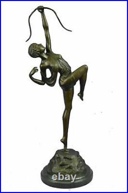 Hand Made Bronze Figure Diana Goddess Of The Hunt From Langer Sculpture Arrow