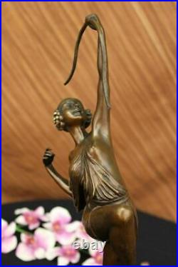 Hand Made Bronze Figure Diana Goddess Of The Hunt From Langer Sculpture Arrow Nr