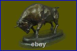 Hand Made Bronze Marble Sculpture Statue Bull Hot Cast Stock Market Figurine