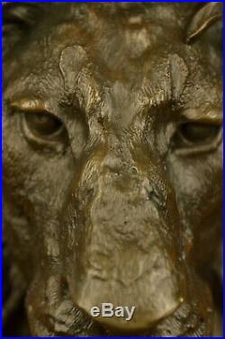 Hand Made Genuine Bronze Museum Quality Wildlife Animal Lion Sculpture Statue