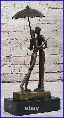 Hand Made Modern Art Man Woman Rain Umbrella Bronze Statue Figure Decor NR