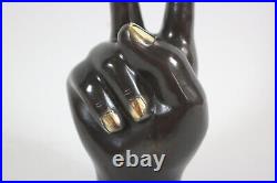 Hand Sign Victory Victory Bronze Figure Bronze Sculpture (RE251) Hand Sign Victory Victory Bronze Figure Bronze Sculpture (RE251)