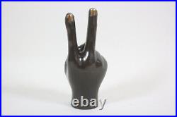Hand Sign Victory Victory Bronze Figure Bronze Sculpture (RE251) Hand Sign Victory Victory Bronze Figure Bronze Sculpture (RE251)