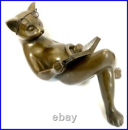 Playful Animal Bronze Lying Bronze Cat Reads a Bookrest 3kg
