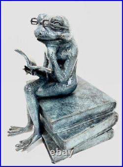 Playful Bronze Figure Sitting Bronze Frog with Book 2kg
