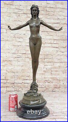 Signed Chiparus Bronze Statue Gorgeous Woman Diver on Rock Hand Made Artwork Signed Chiparus Bronze Statue Gorgeous Woman Diver on Rock Hand Made Artwork