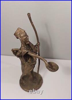 Vintage African Art Hand Made bronze Statue Of A Nomad Man Traditional Custom